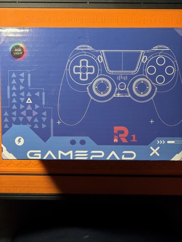 Game pad controller - game, r1